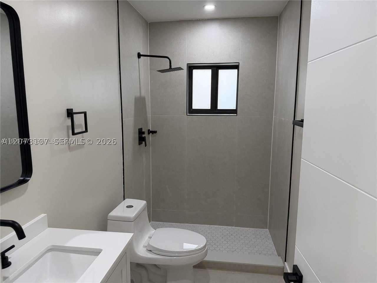 1621 Sw 11th Ct - Photo 6 of 13