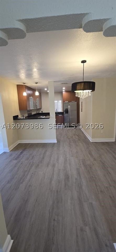 1259 Nw 34th Ave - Photo 4 of 10