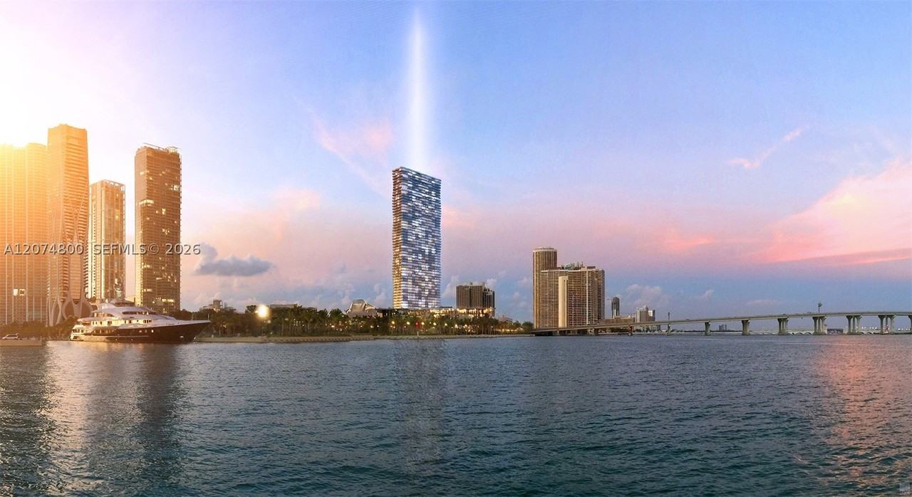 1400 Biscayne Blvd #2702