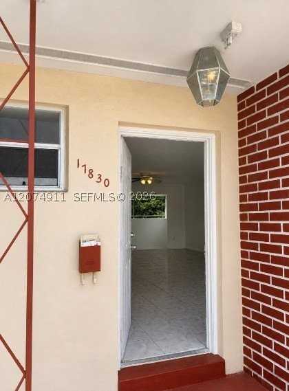 17830 Nw 14th Pl - Photo 2 of 7