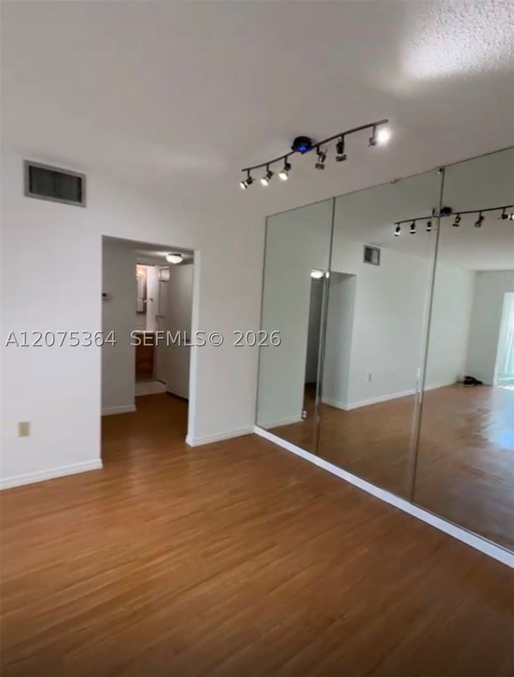 2209 Belleair Rd #C10 - Photo 7 of 18