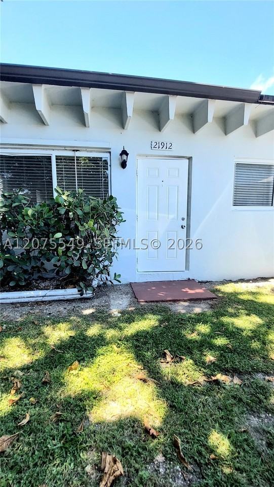 21910 Sw 118th Ct #2 - Photo 3 of 17