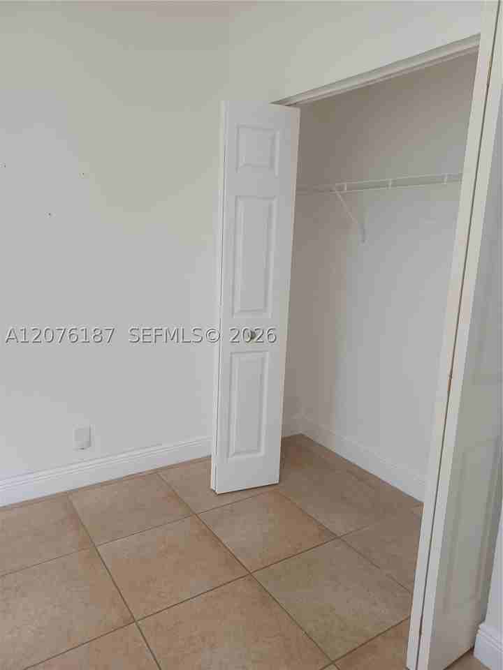12844 Sw 256th Ter #0 - Photo 5 of 7