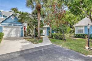 featured image of 119 Ocean Dunes Cir