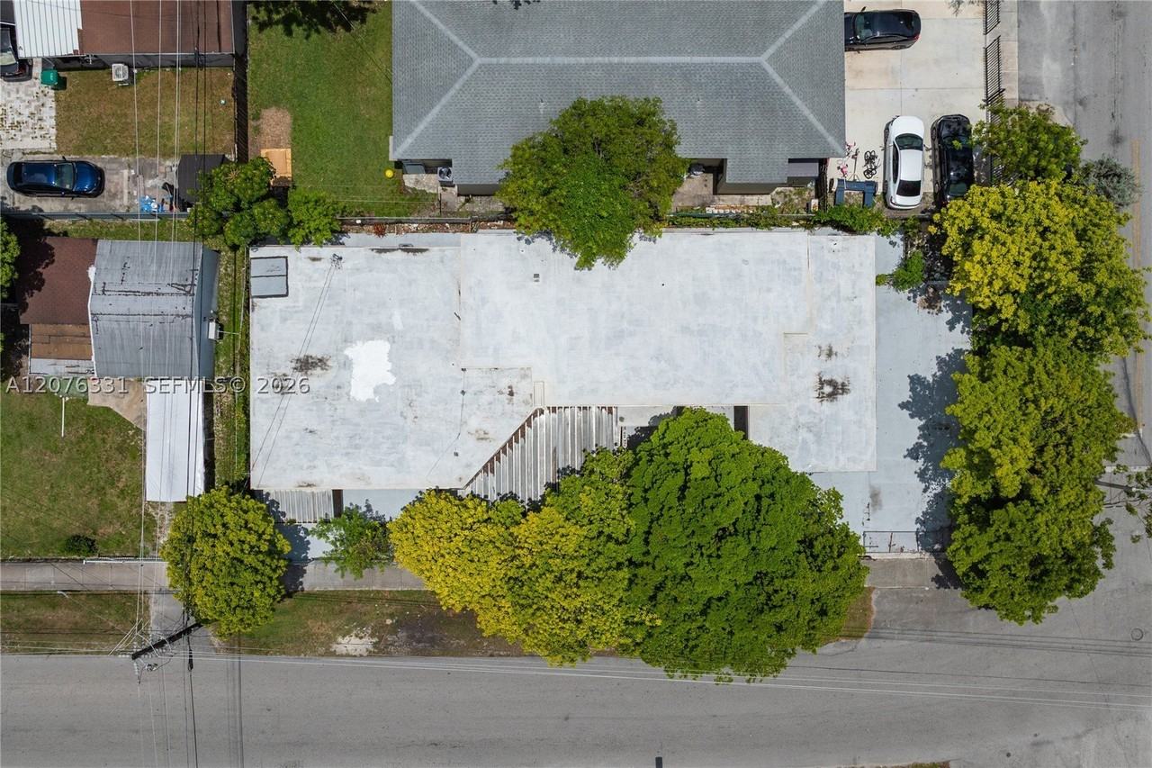 1701 Nw 19th Ave #1701 - Photo 6 of 38