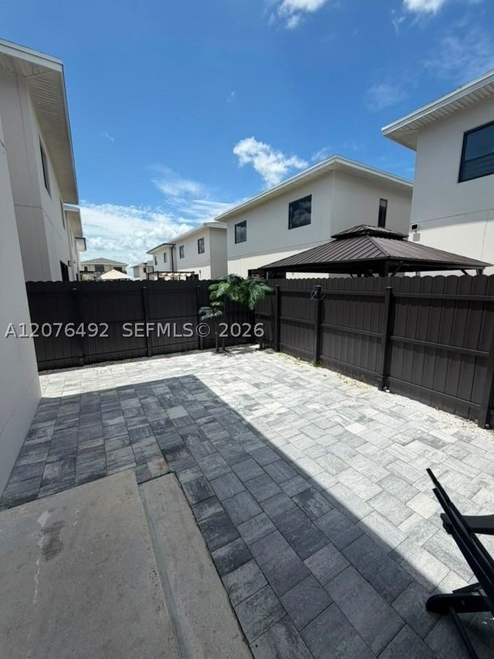 1361 Nw 2nd Ter #1361 - Photo 6 of 32