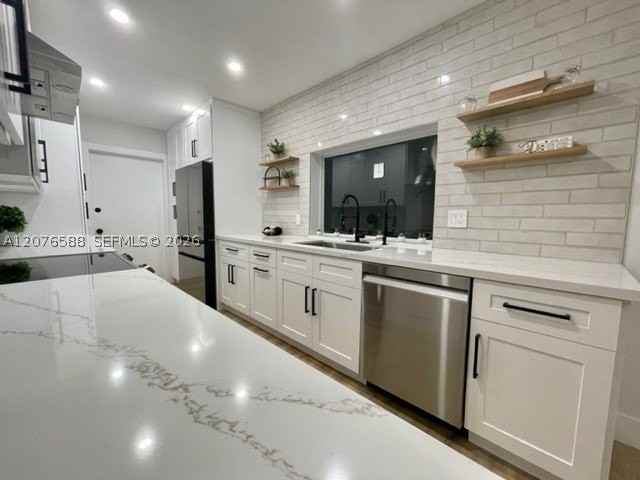 17051 Sw 85th Ave - Photo 4 of 48