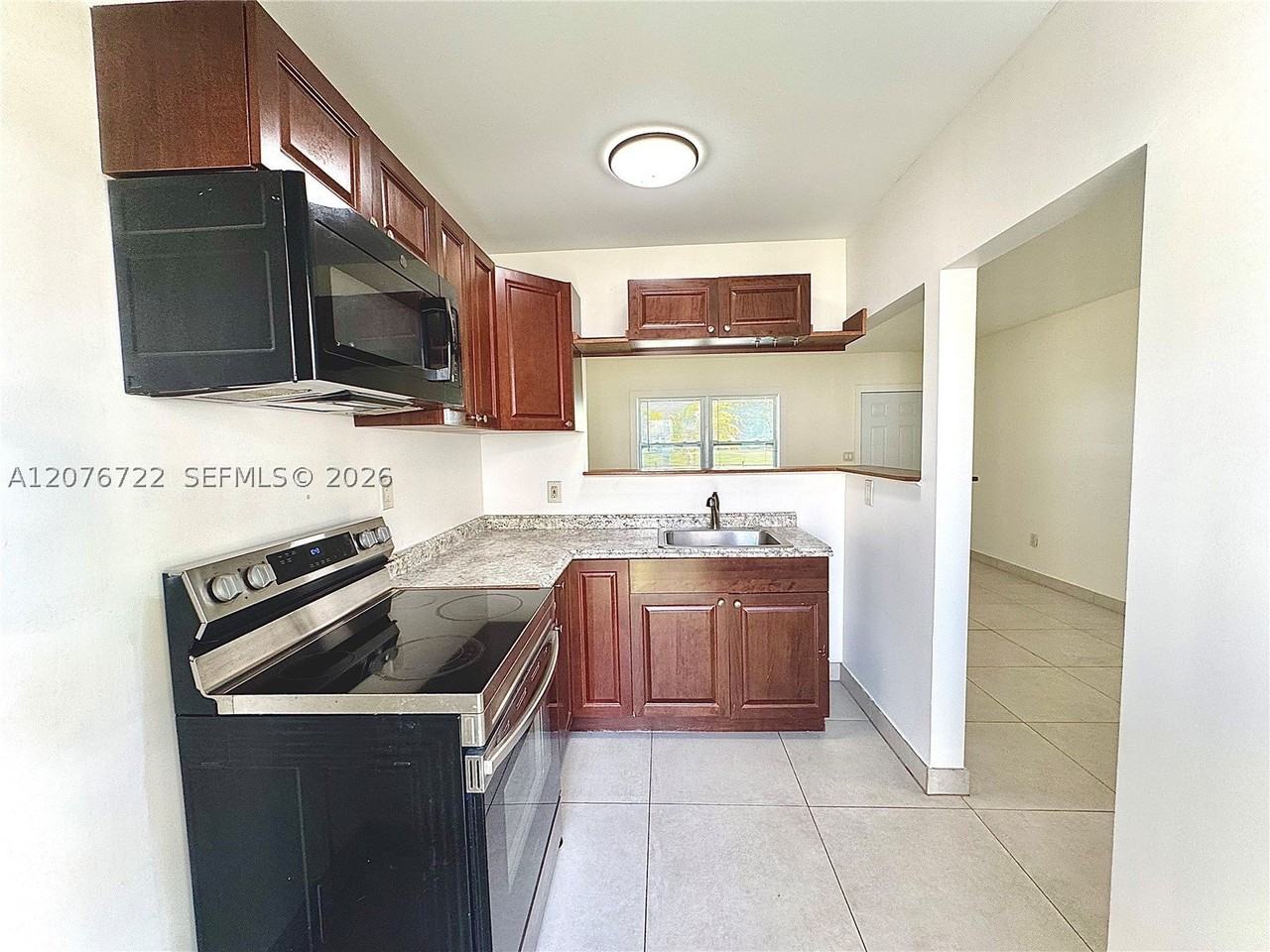 1711 Fillmore St #510 - Photo 2 of 7
