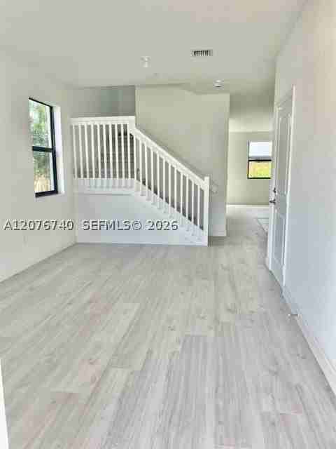 269 Sw 159th Ct - Photo 5 of 24