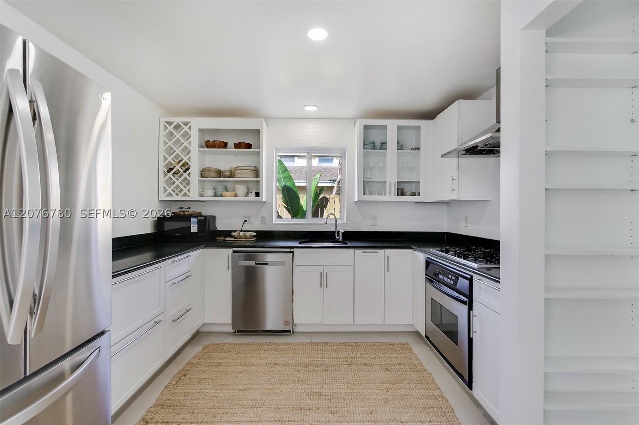 617 Sw 5th Ave - Photo 7 of 14