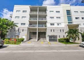 900 Sw 7th St #503 - Photo 1 of 1