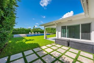 740 S Shore Dr - Photo 1 of 1
