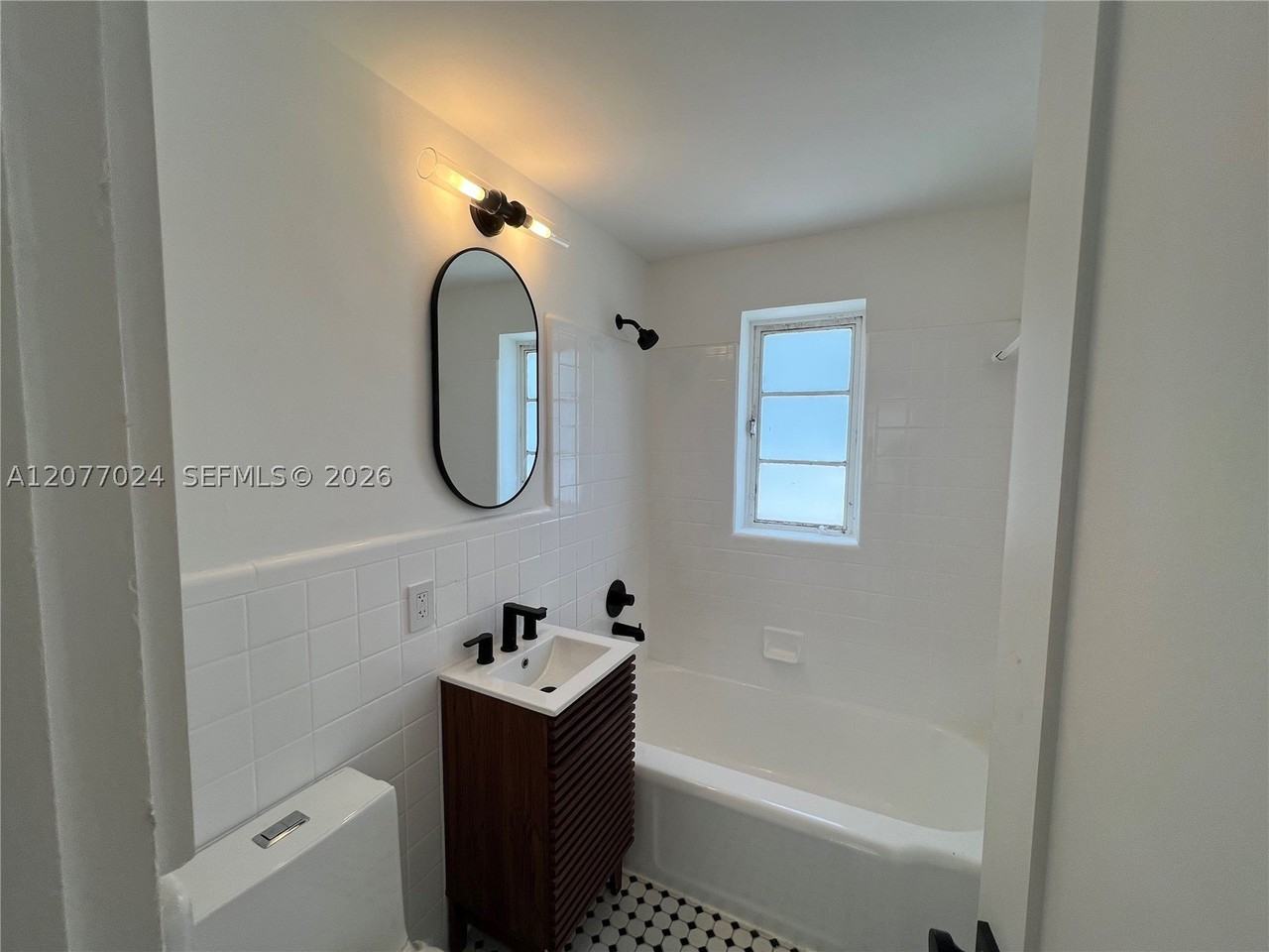 145 Ne 82nd Ter #7 - Photo 7 of 16