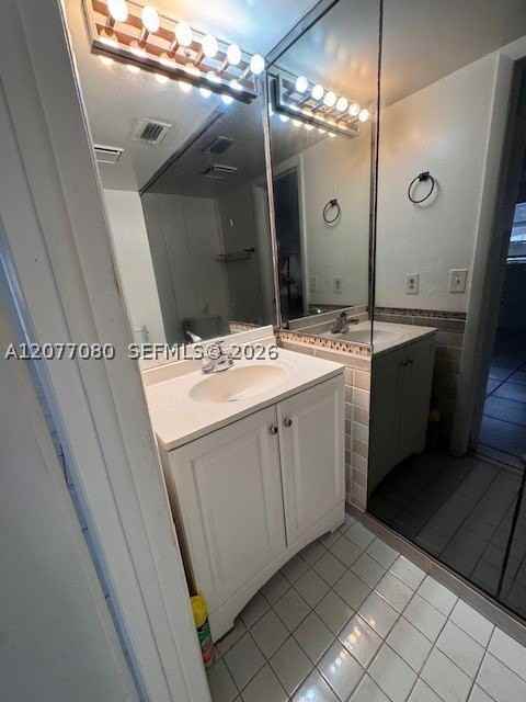 2192 Ne 171st St #1 - Photo 7 of 14
