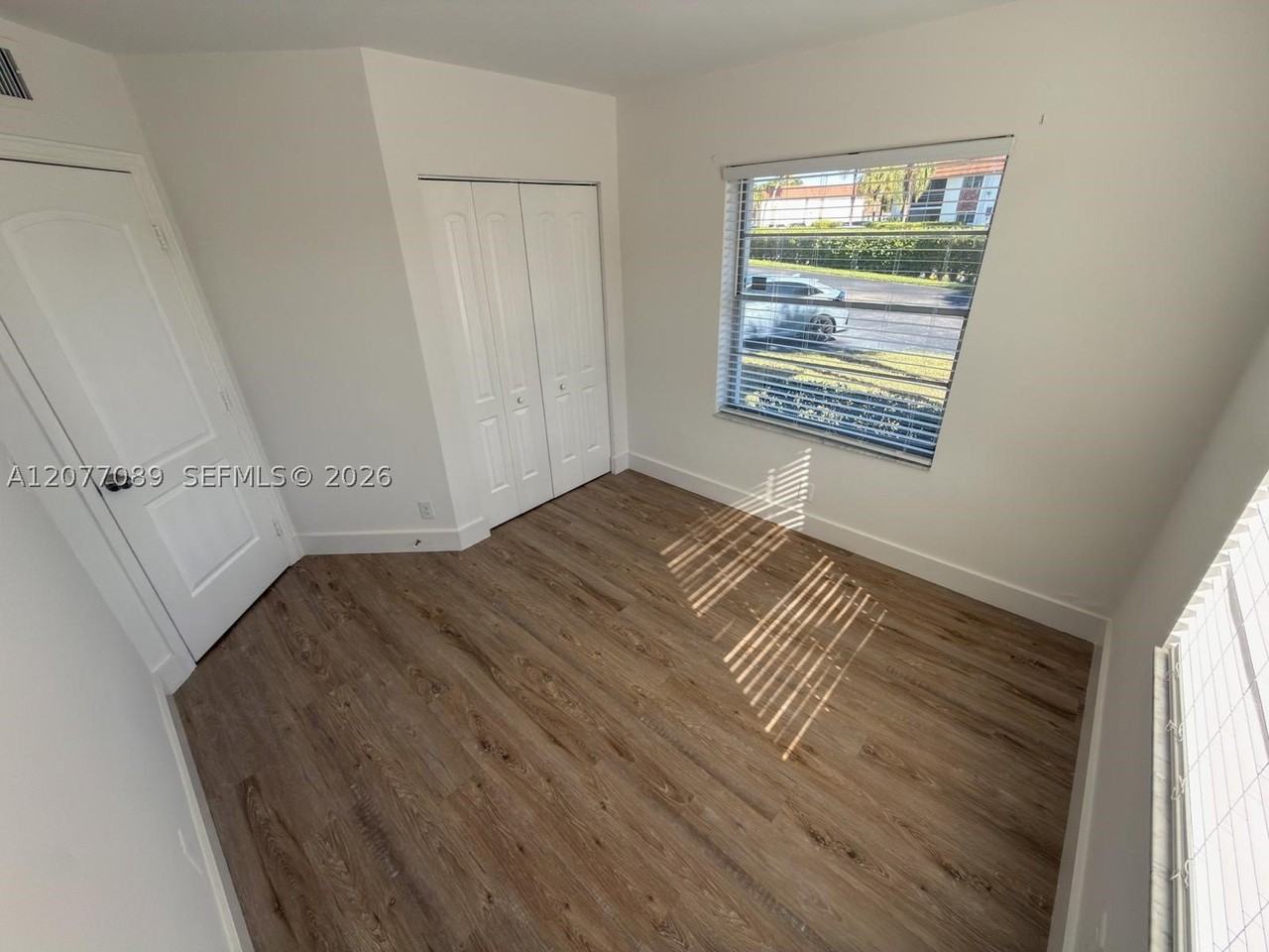 9937 Three Lakes Cir #14D - Photo 7 of 21