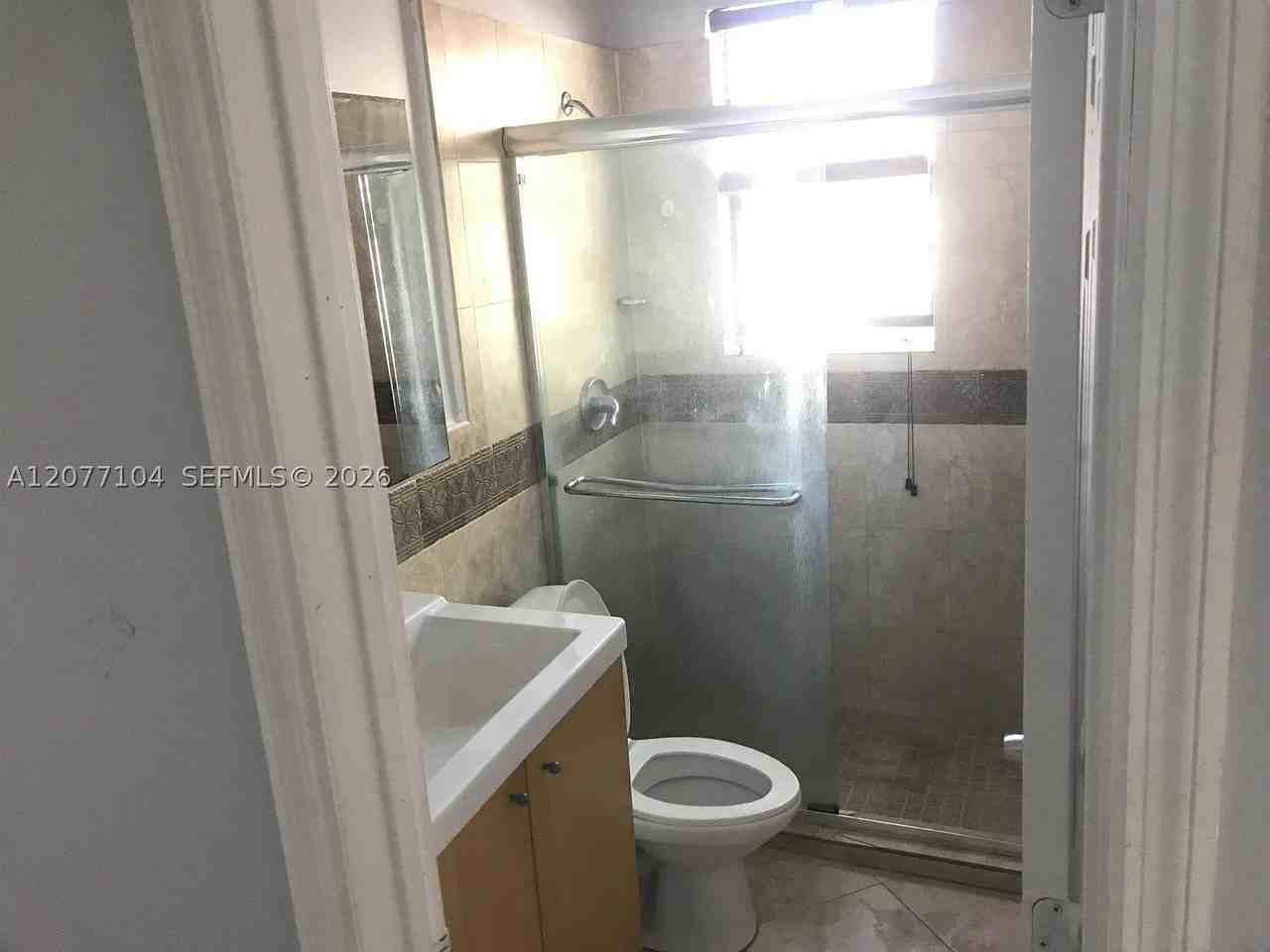 2000 Monroe St #1 - Photo 5 of 9