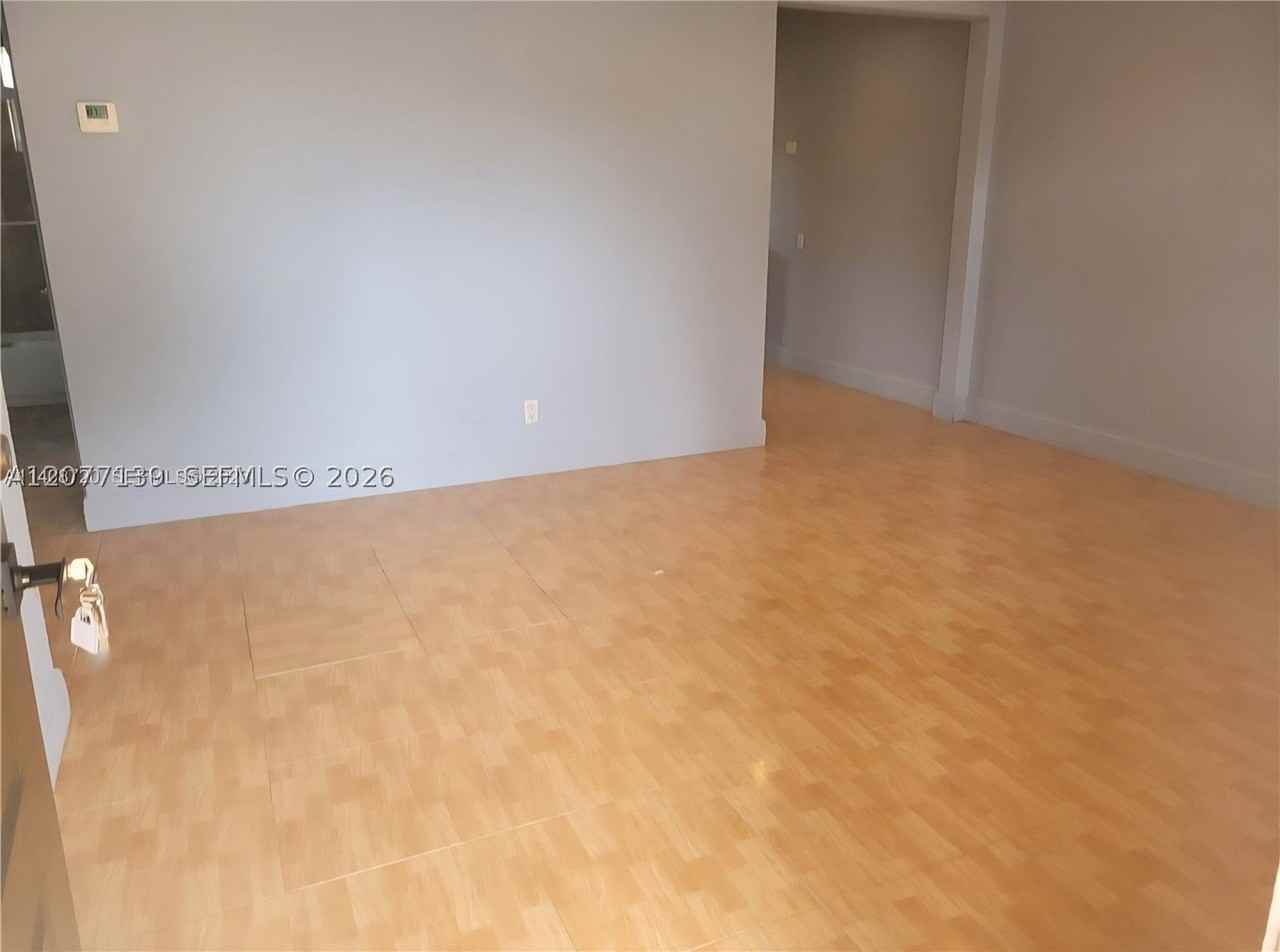 401 Sw 4th Ter #403 - Photo 7 of 22