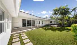 335 Harbor Dr - Photo 1 of 1