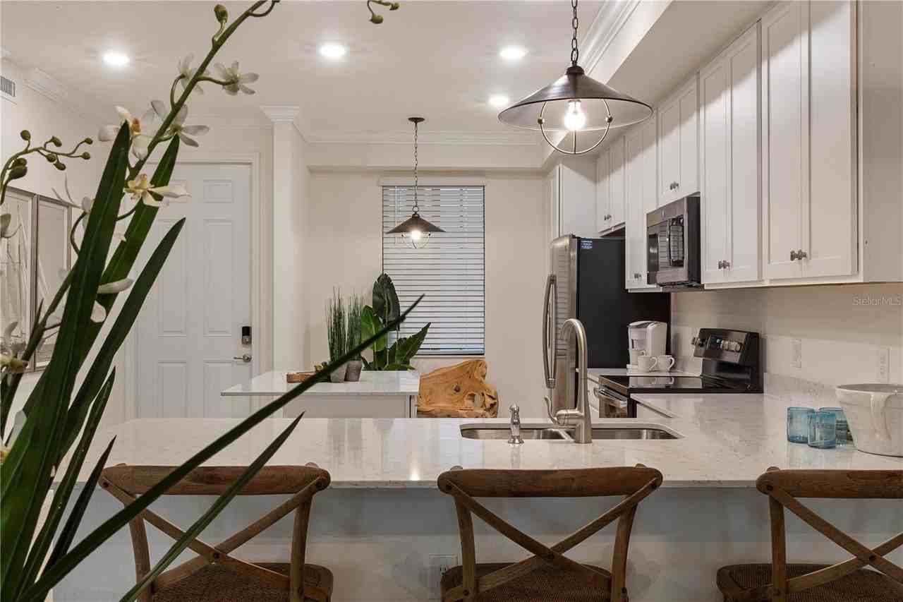 17510 Gawthrop Dr #104 - Photo 5 of 48