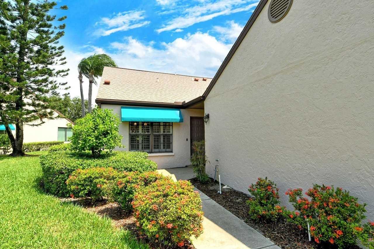 6041 Clubside Dr #6041 - Photo 5 of 50