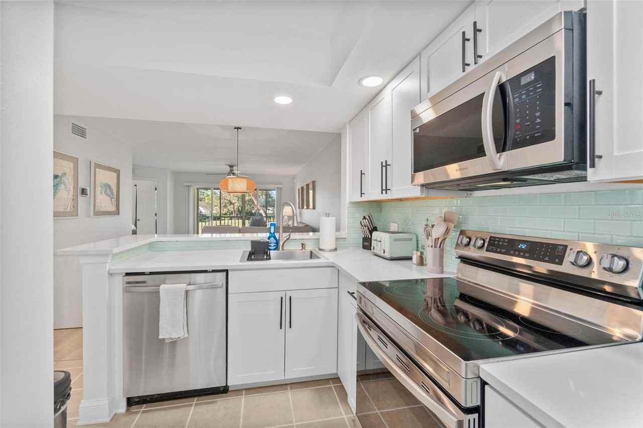 433 Cerromar Ln #441 - Photo 7 of 50