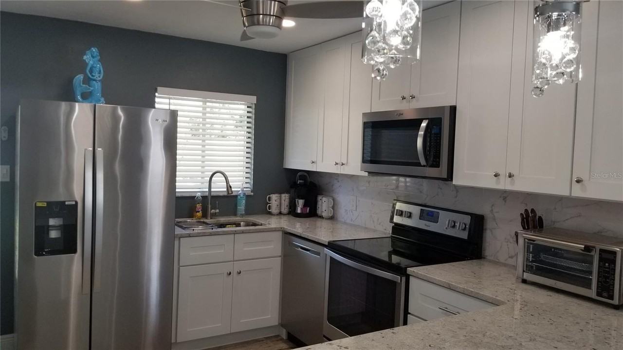 2772 Woodgate Ln #28 - Photo 3 of 25