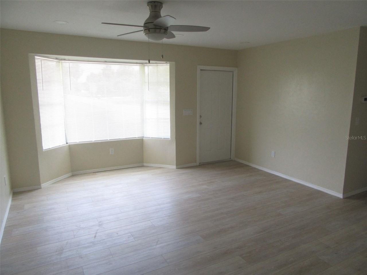 23029 Alabaster Ave - Photo 2 of 15
