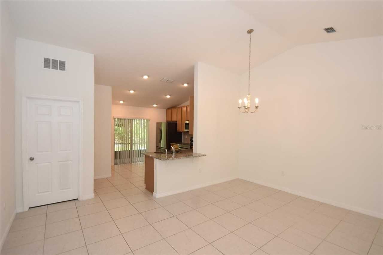 31 Zoeller Ct - Photo 4 of 34