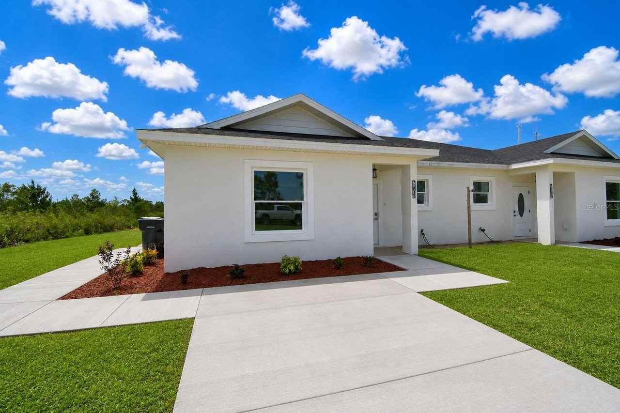 Sarasota Dr #A - Photo 2 of 35