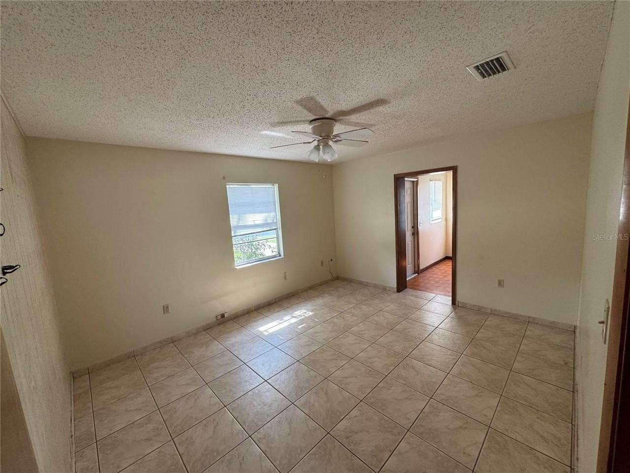 307 N Lake Reedy Blvd - Photo 7 of 15