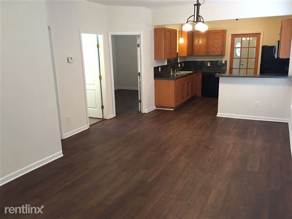 648 New York St - Photo 2 of 18