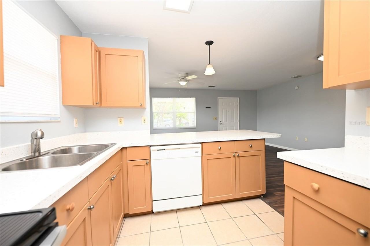 1107 King Ave - Photo 7 of 27