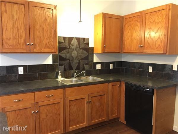 648 New York St - Photo 3 of 18