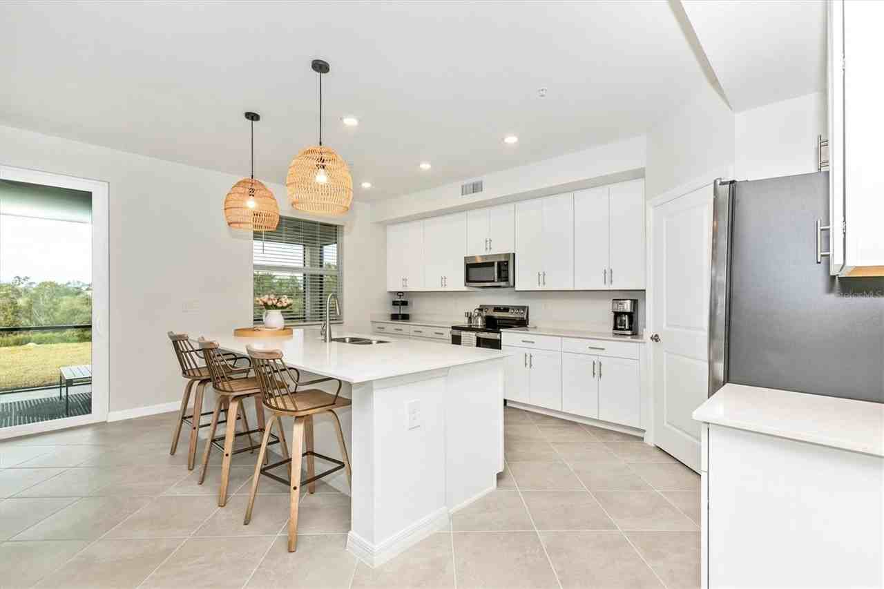 12685 Radiance Ct #102 - Photo 4 of 50