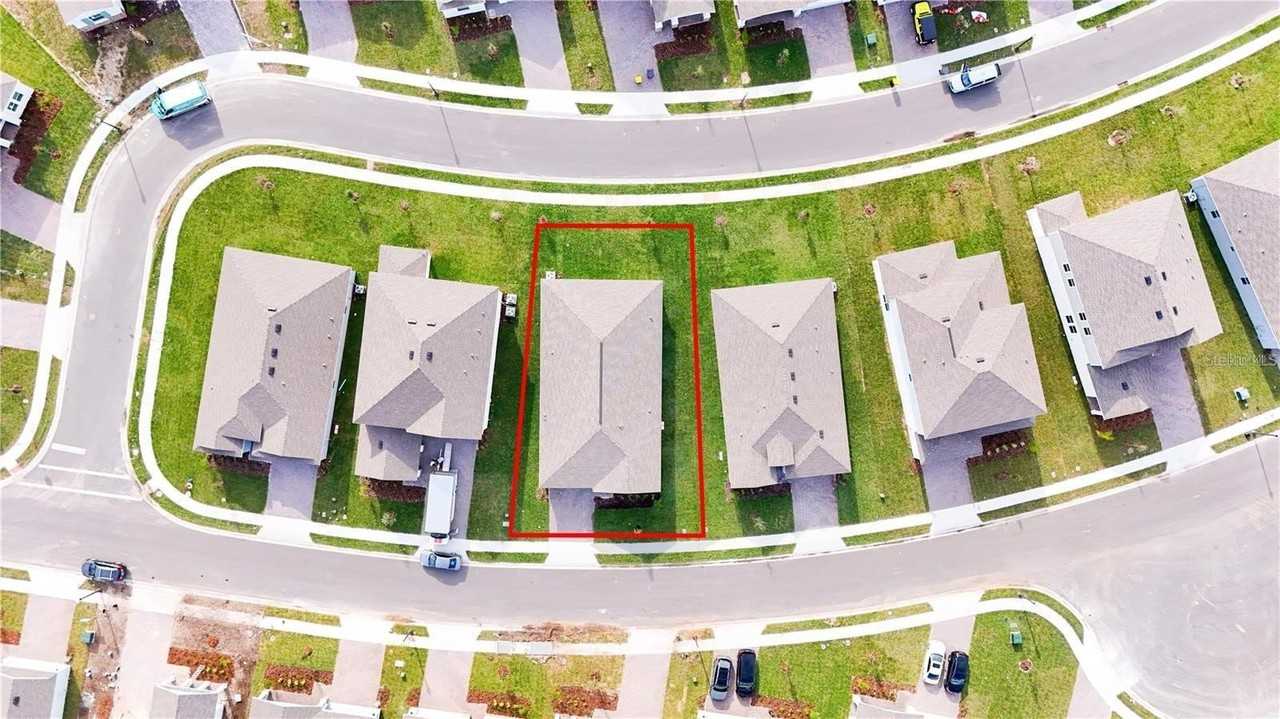 4032 Redbridge Loop - Photo 3 of 15