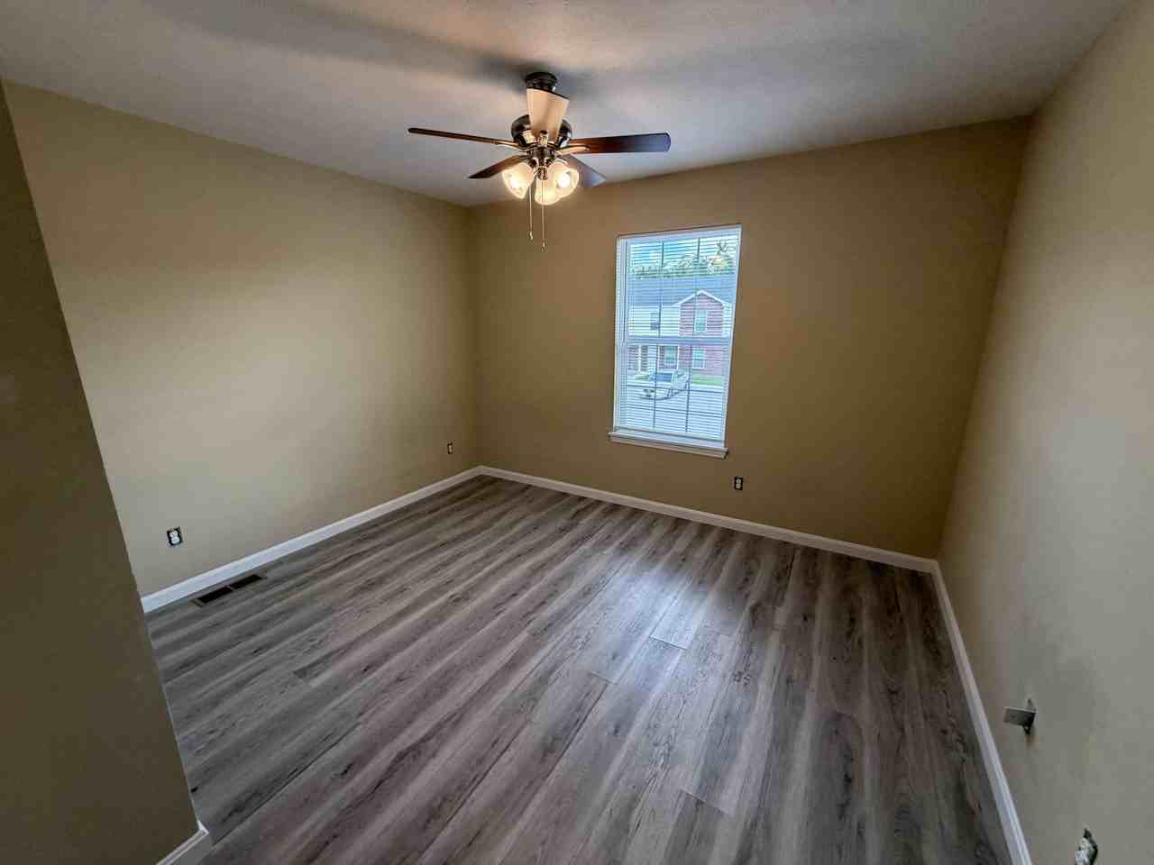 282 Pineview Dr #1 - Photo 3 of 14