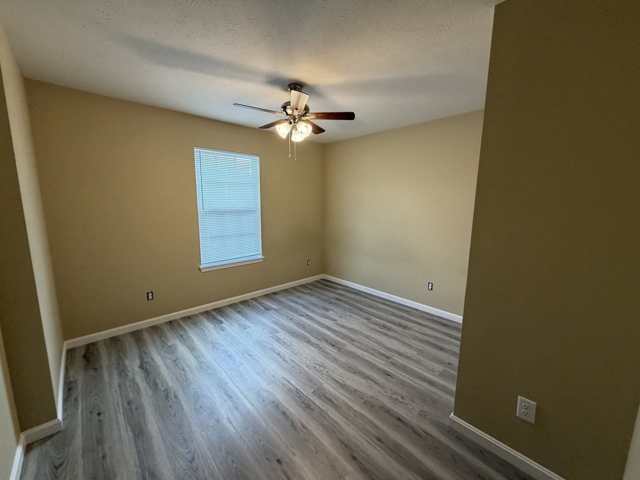 282 Pineview Dr #1 - Photo 7 of 14