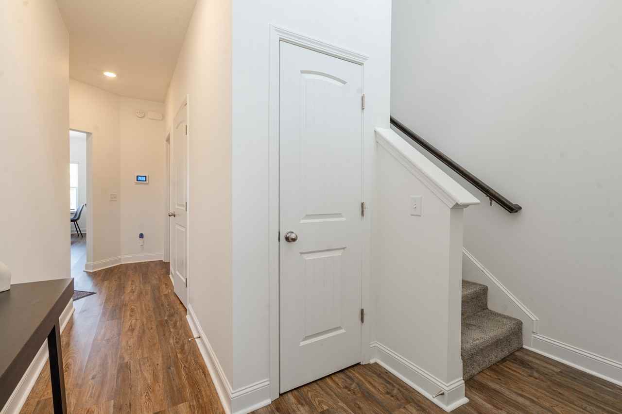 152 Centennial Ct #1 - Photo 5 of 33
