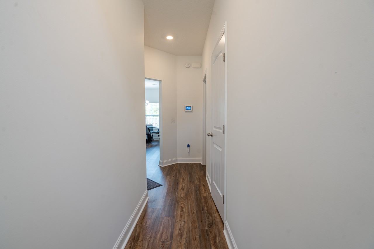 152 Centennial Ct #1 - Photo 6 of 33