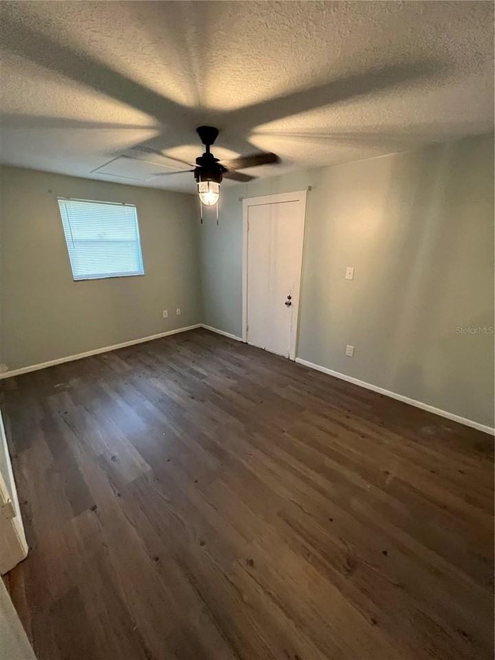 326 E Palmetto Ave #A - Photo 3 of 10