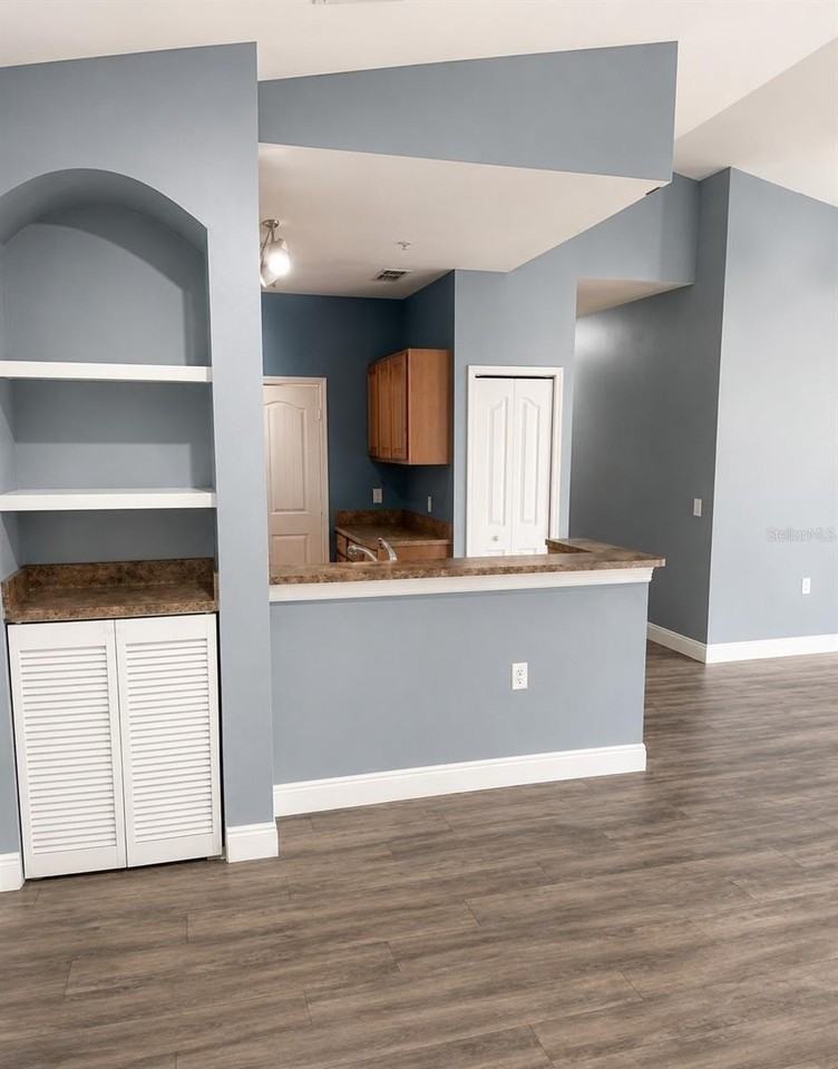6169 Metrowest Blvd #306 - Photo 5 of 22