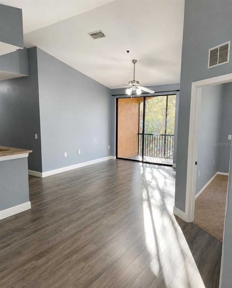 6169 Metrowest Blvd #306 - Photo 6 of 22