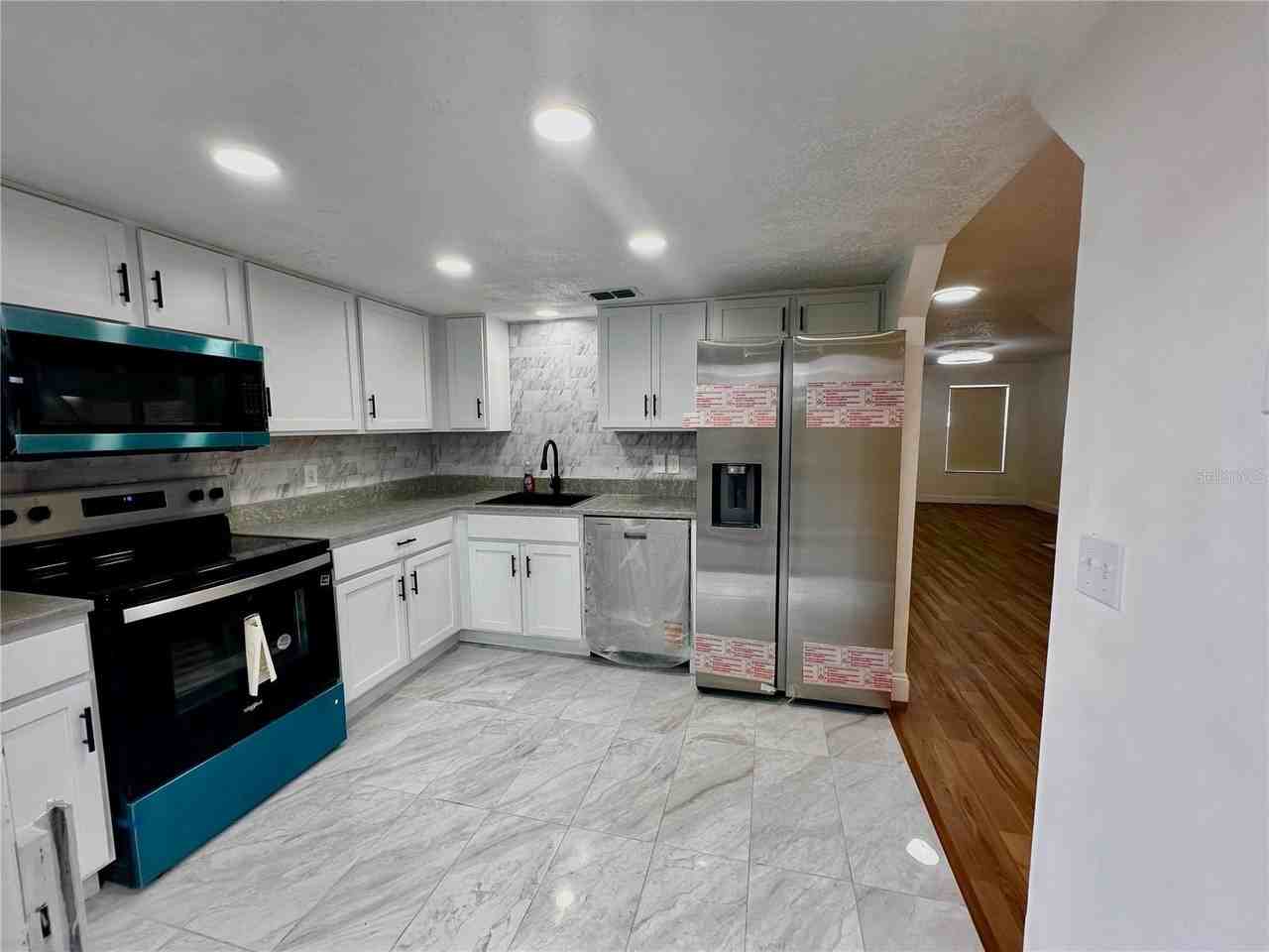 2320 Pebble Brook Rd - Photo 7 of 22