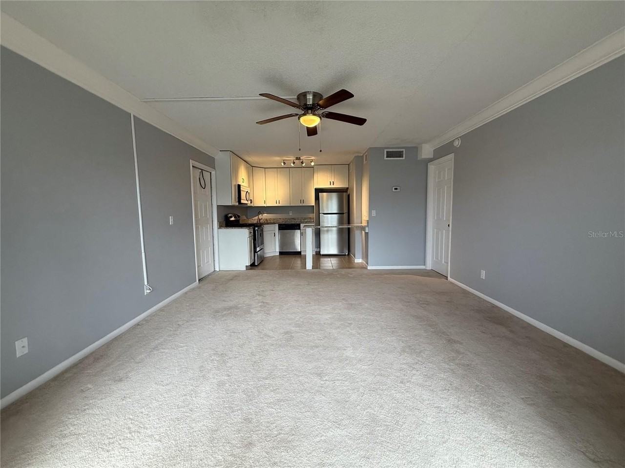 927 S Pine Ridge Cir #G2 - Photo 7 of 19