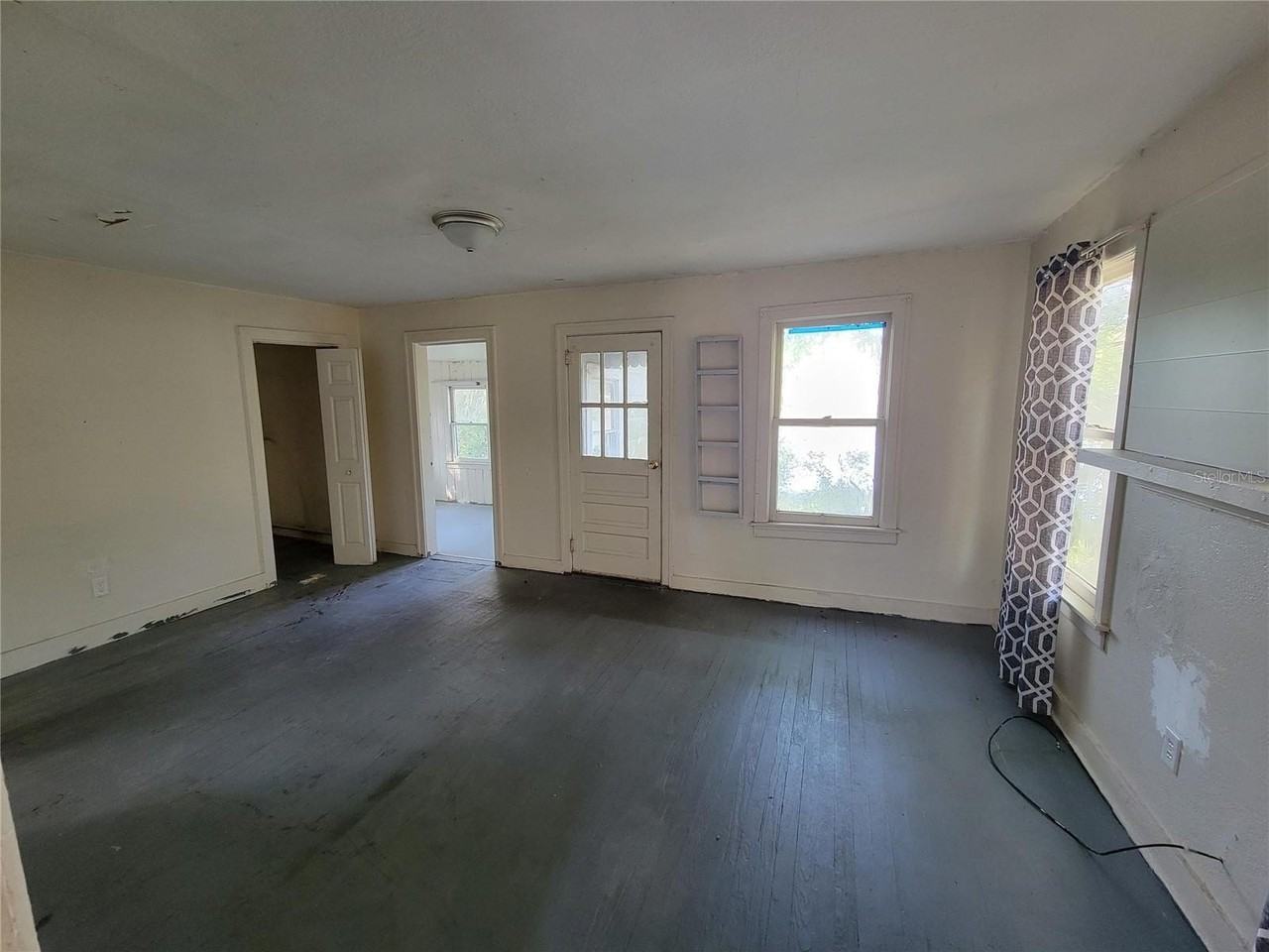5 Lucerne Cir - Photo 6 of 17