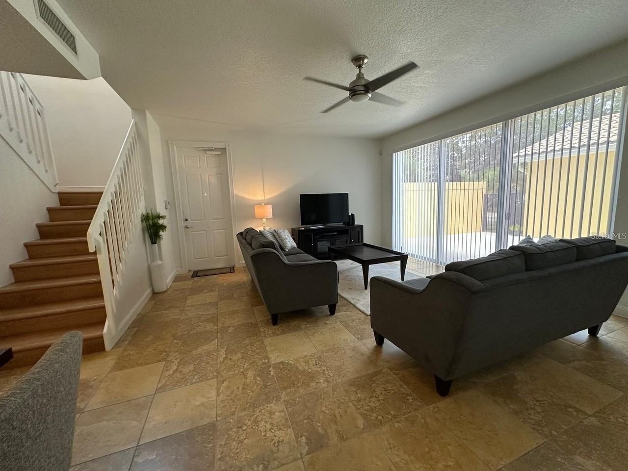 8523 Leatherleaf Ln - Photo 5 of 38