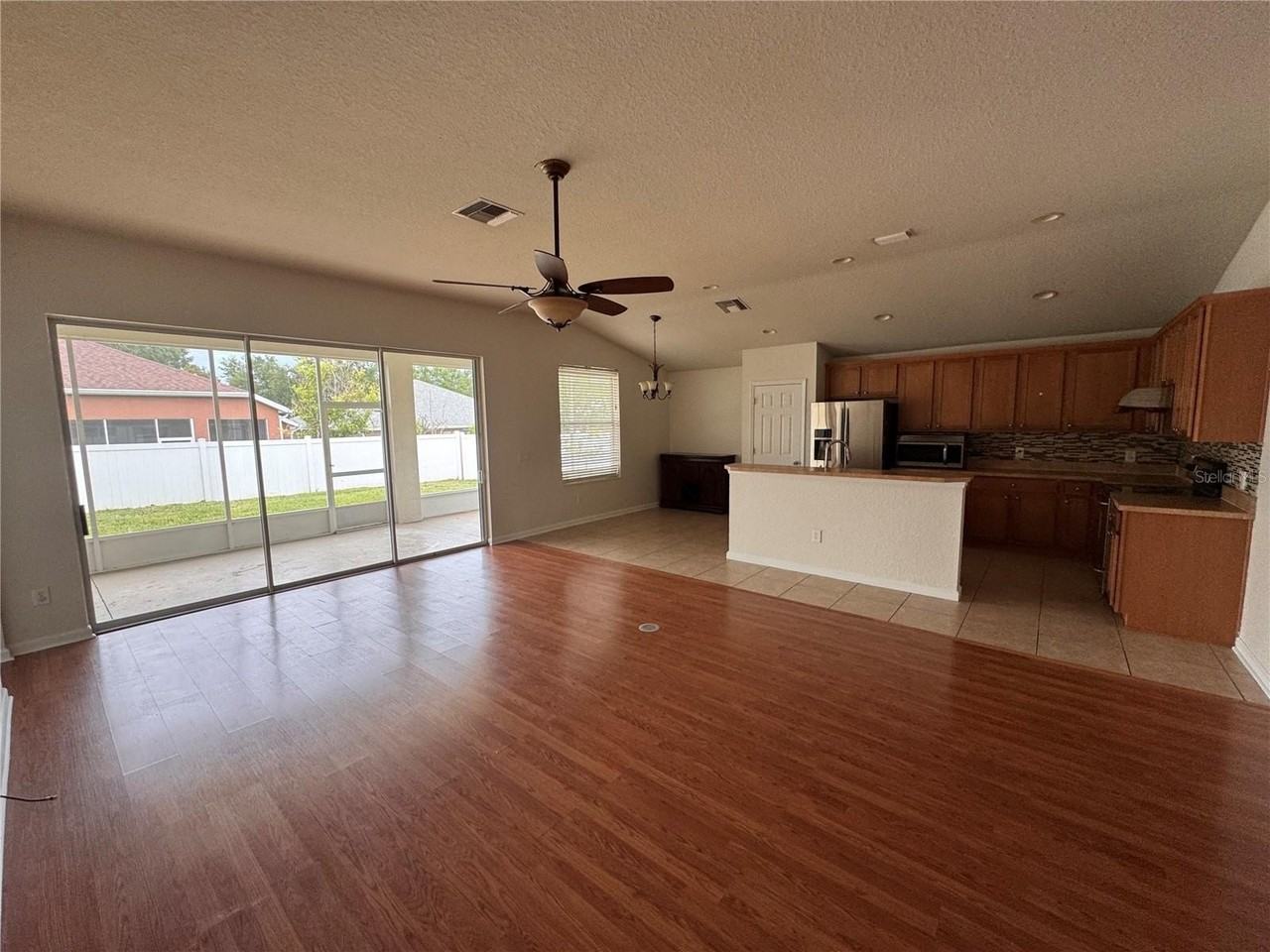 3993 Sw 58th Ave - Photo 5 of 19