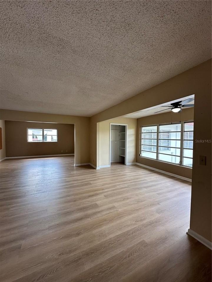 100 El Camino Dr #309 - Photo 5 of 33
