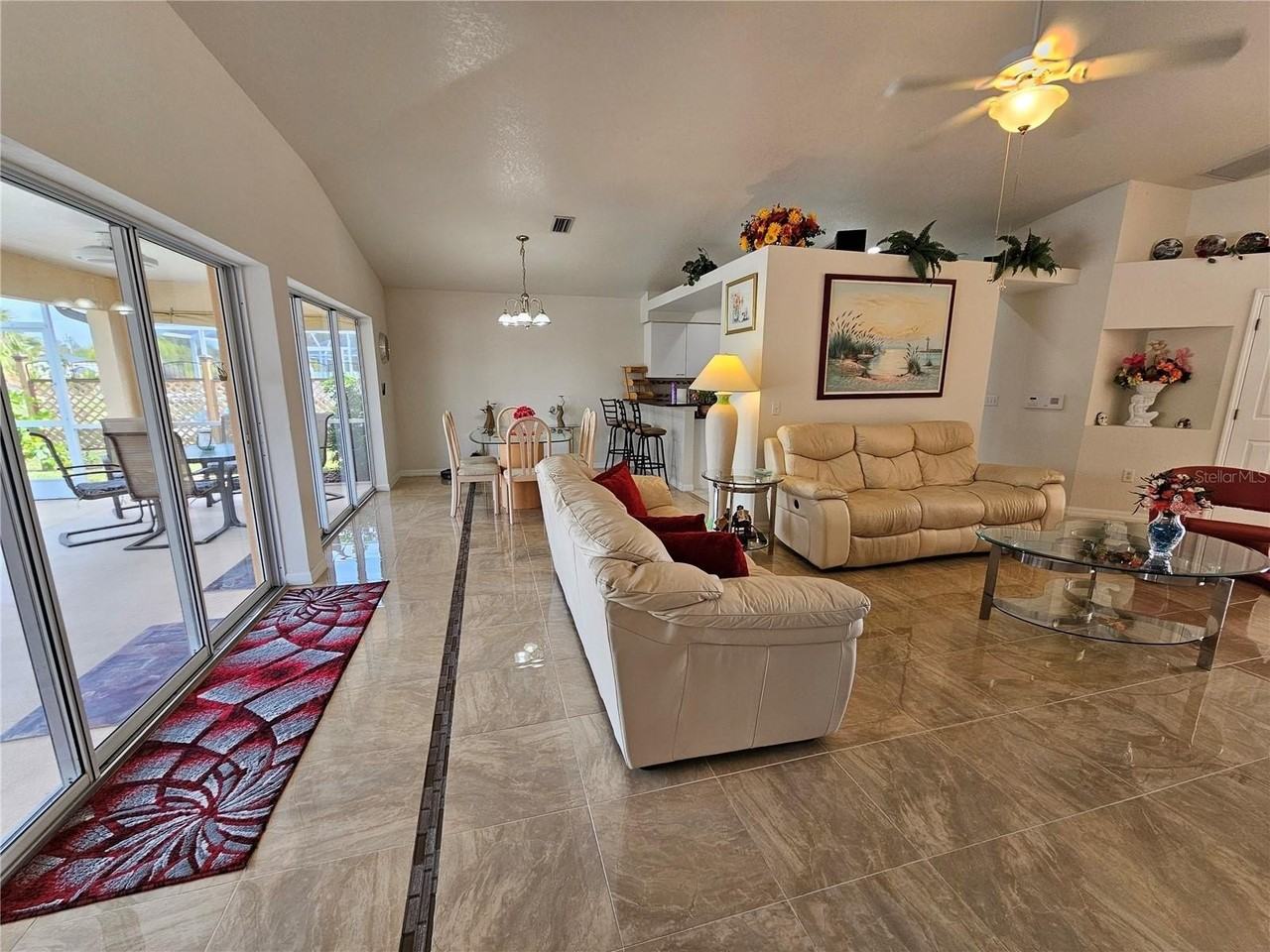 114 Albatross Rd - Photo 6 of 36