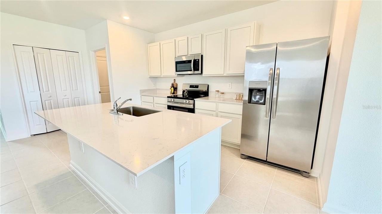 4034 Old Mill Rd - Photo 5 of 17